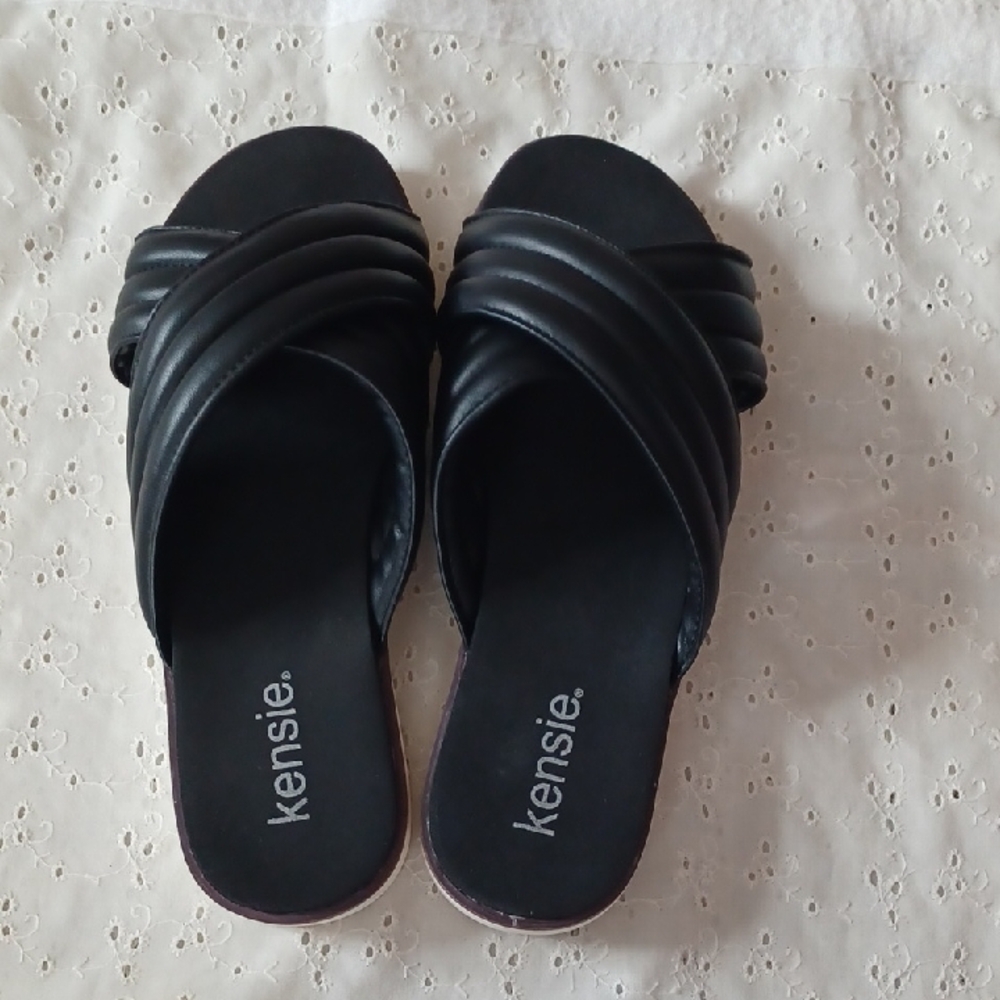 Kensie Women's Black Slide Sandals
